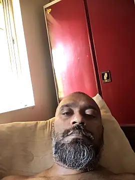 Snapshot of thelastsaintt chatting on 12, 10, 2025 thelastsaintt online show from 12, 10, 2025