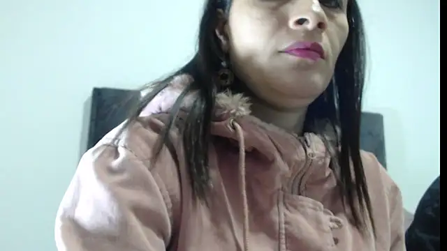 Snapshot of GabrielandAbigail chatting on 24, 11, 2025 GabrielandAbigail online show from 24, 11, 2025