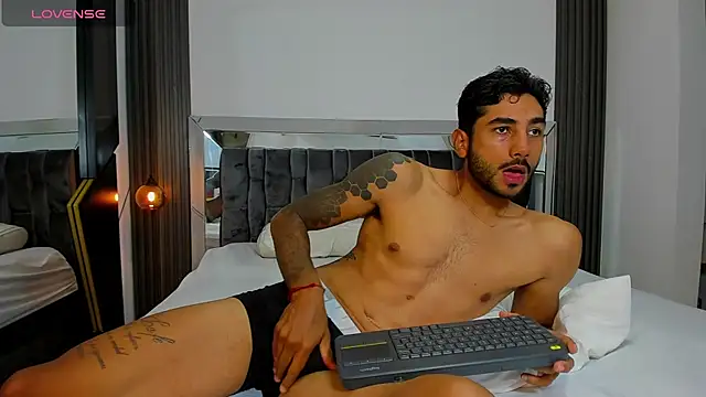 MARC THOMPSON  online show from 13, 11, 2025