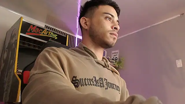 Bastian MCcormick online show from 19, 9, 2025