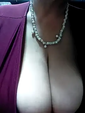 Troiavaca online show from 18, 10, 2025