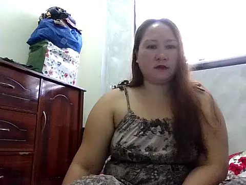 Snapshot of prettywetmom88 chatting on 9, 1, 2026 prettywetmom88 online show from 9, 1, 2026