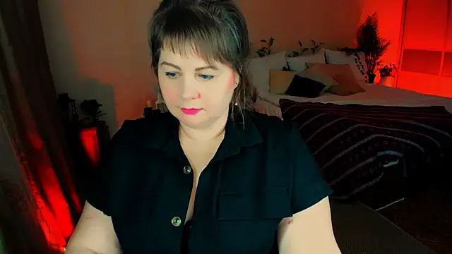 CrystaalStaar online show from 9, 2, 2026