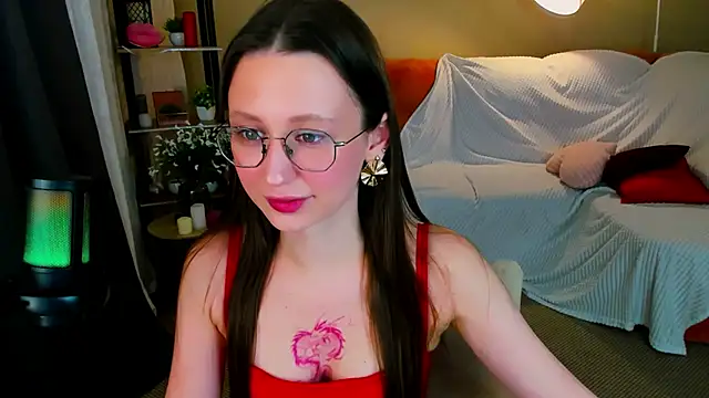 YourLovellyStory online show from 21, 2, 2026