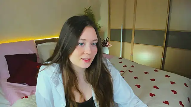 AlluringLookk online show from 7, 3, 2026