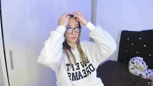 LauMiller online show from 12, 10, 2025