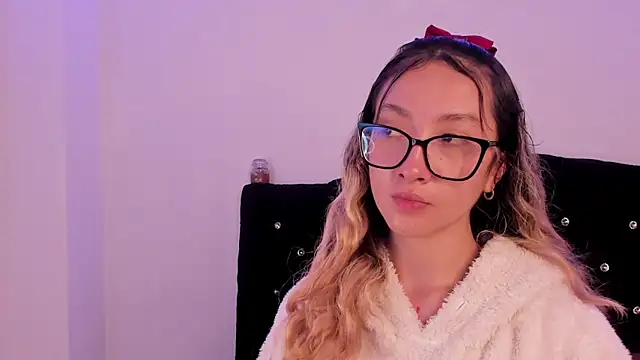 LauMiller online show from 12, 11, 2025