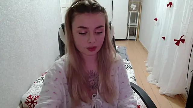 AngelicaHollywood online show from 14, 12, 2025