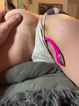 heycutie18 online show from 24, 10, 2025