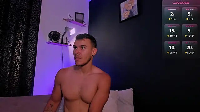 MarkSantozz online show from 7, 4, 2026