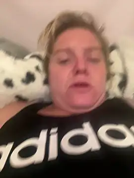 lisamarie4385 online show from 22, 9, 2025