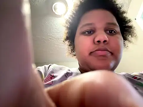 chocolate bella online show from 16, 9, 2025