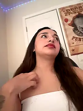 Snapshot of CharmingMaddie chatting on 26, 10, 2025 CharmingMaddie online show from 26, 10, 2025