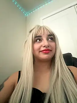 Snapshot of CharmingMaddie chatting on 28, 10, 2025 CharmingMaddie online show from 28, 10, 2025