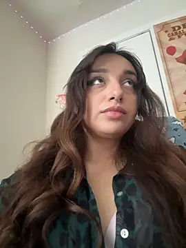 Snapshot of CharmingMaddie chatting on 30, 11, 2025 CharmingMaddie online show from 30, 11, 2025