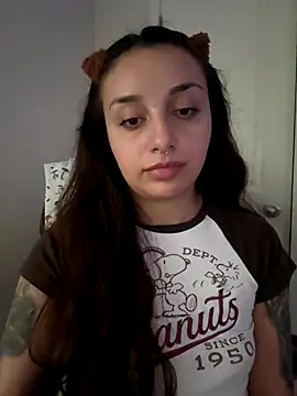 Snapshot of CharmingMaddie chatting on 13, 12, 2025 CharmingMaddie online show from 13, 12, 2025