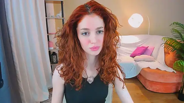 ChristinaConteeree online show from 4, 11, 2025