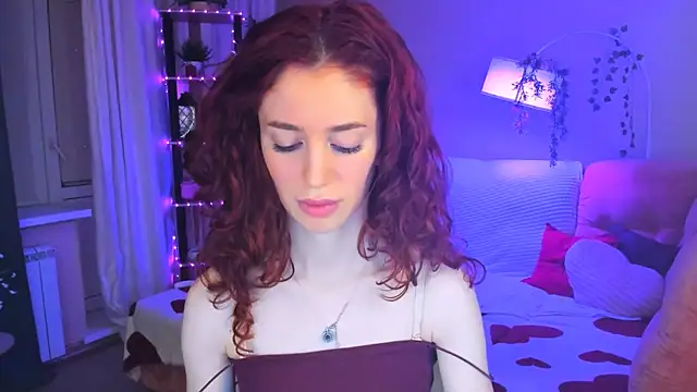 Snapshot of ChristinaConteeree chatting on 25, 6, 2026 ChristinaConteeree online show from 25, 6, 2026