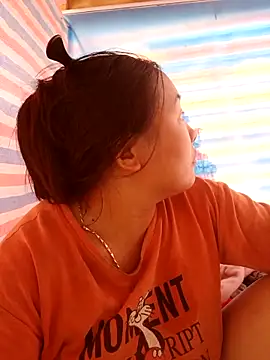 Love-Ly99 online show from 15, 10, 2025