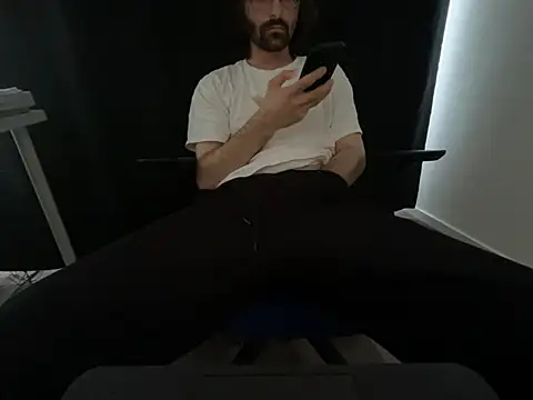 Snapshot of Frankieyyy1 chatting on 23, 7, 2026 Frankieyyy1 online show from 23, 7, 2026