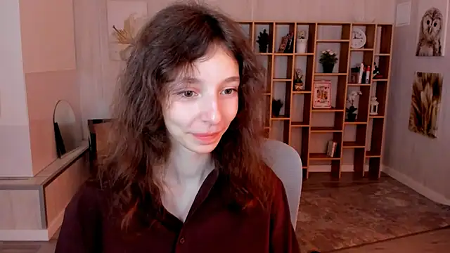 Snapshot of EmmanuellBrown chatting on 13, 9, 2025 EmmanuellBrown online show from 13, 9, 2025