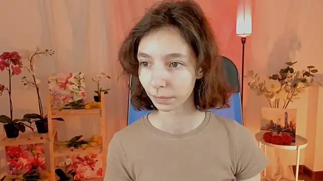 Snapshot of EmmanuellBrown chatting on 22, 11, 2025 EmmanuellBrown online show from 22, 11, 2025