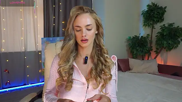 AliciaMellow online show from 16, 3, 2026