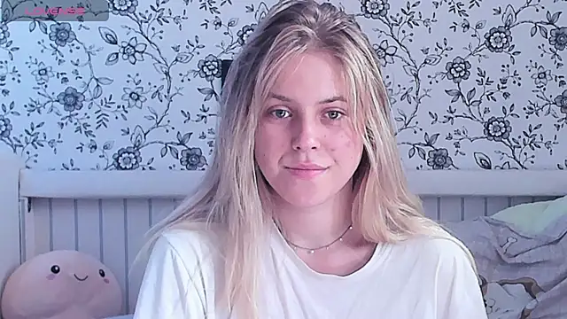 Snapshot of AngelAnty chatting on 25, 6, 2026 AngelAnty online show from 25, 6, 2026
