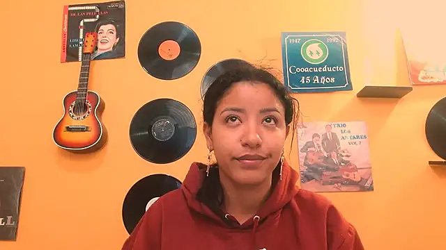 meisevil77 online show from 10, 11, 2025