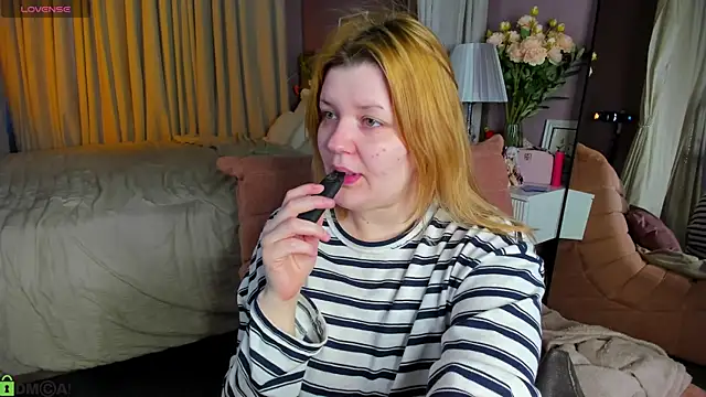 Snapshot of Michele_Greenn chatting on 22, 4, 2026 Michele Greenn online show from 22, 4, 2026