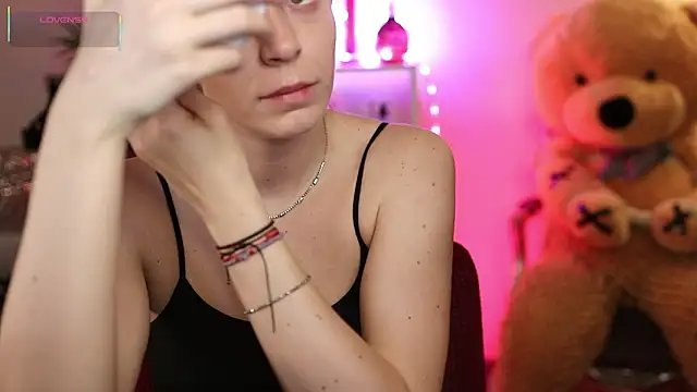 NovaHollisx online show from 30, 3, 2026