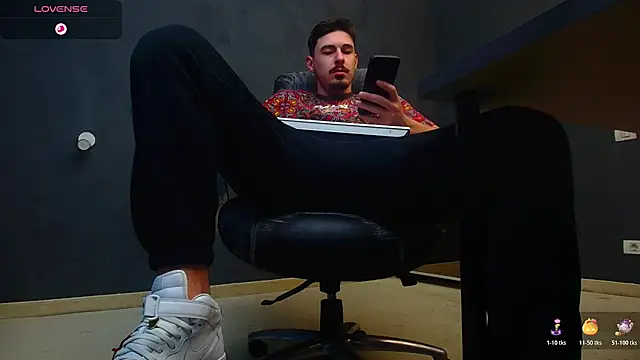 EnzoRace online show from 23, 10, 2025