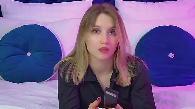 Snapshot of StacyEvances chatting on 27, 5, 2026 StacyEvances online show from 27, 5, 2026