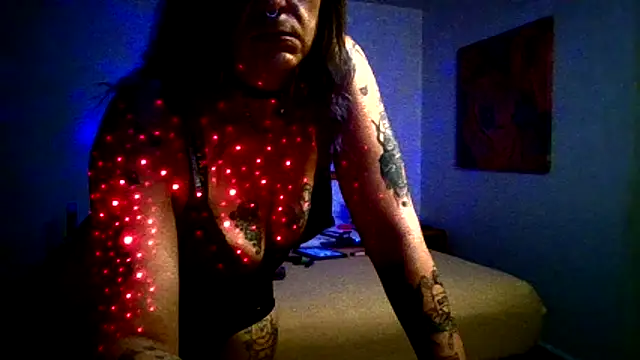 SparklesB1tch online show from 17, 12, 2025