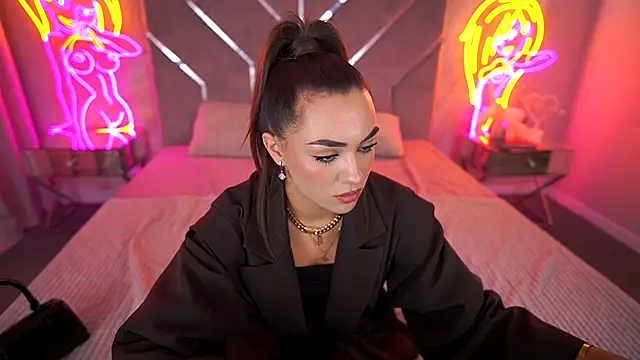 Snapshot of EricaSin chatting on 10, 9, 2025 EricaSin online show from 10, 9, 2025