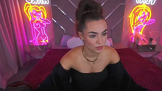 Snapshot of EricaSin chatting on 4, 10, 2025 EricaSin online show from 4, 10, 2025