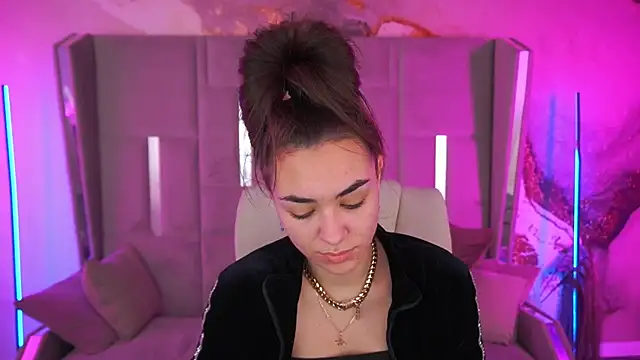 Snapshot of EricaSin chatting on 19, 10, 2025 EricaSin online show from 19, 10, 2025