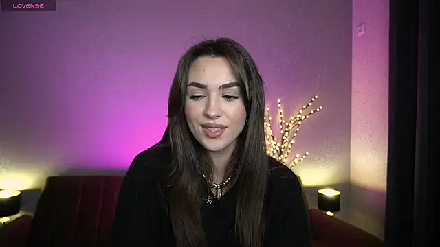 Snapshot of EricaSin chatting on 14, 11, 2025 EricaSin online show from 14, 11, 2025