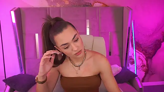 Snapshot of EricaSin chatting on 23, 11, 2025 EricaSin online show from 23, 11, 2025