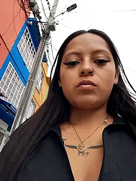 Snapshot of LunaHot_777 chatting on 10, 11, 2025 LunaHot 777 online show from 10, 11, 2025