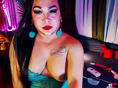 CumFactoryLuna online show from 25, 3, 2026