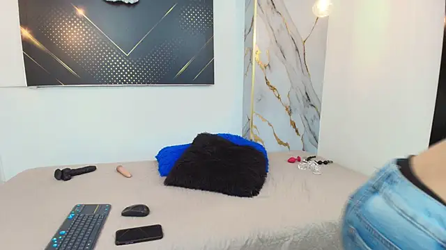 Snapshot of HannaHot_69 chatting on 19, 11, 2025 HannaHot 69 online show from 19, 11, 2025