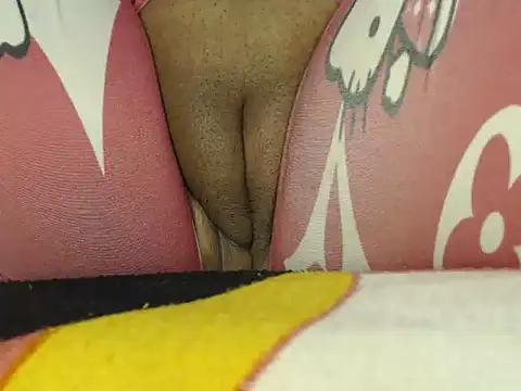 Snapshot of Love_dirtyextreme chatting on 16, 6, 2026 Love dirtyextreme online show from 16, 6, 2026
