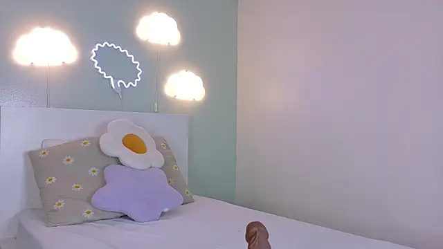 Snapshot of SamaGrey__ chatting on 28, 11, 2025 SamaGrey online show from 28, 11, 2025