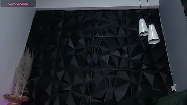 helenasaenz online show from 5, 11, 2025