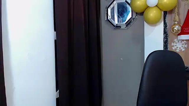 Snapshot of fire_and_moon chatting on 17, 11, 2025 fire and moon online show from 17, 11, 2025