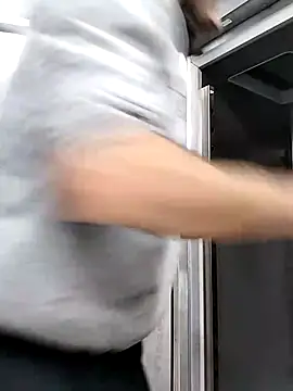 hotmen83 online show from 31, 10, 2025