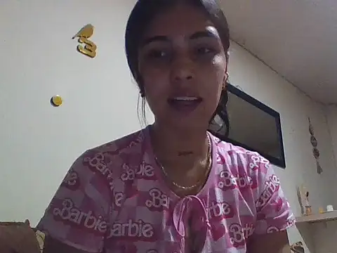 EmmaSplycer02 online show from 29, 3, 2026