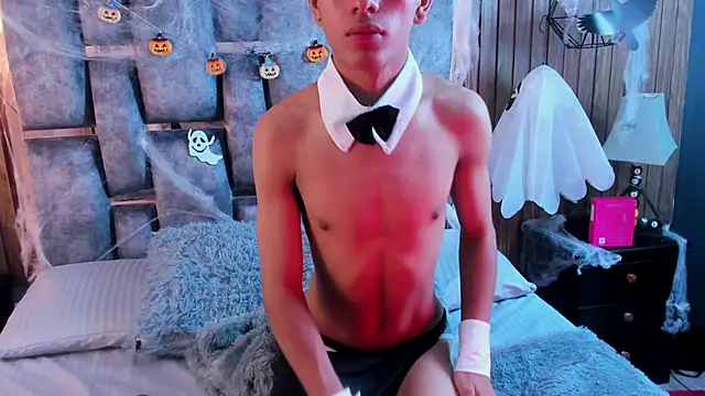 owen  johnson online show from 30, 10, 2025