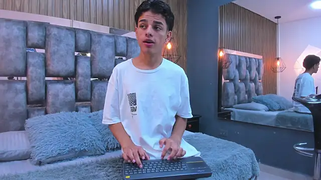 owen  johnson online show from 9, 1, 2026